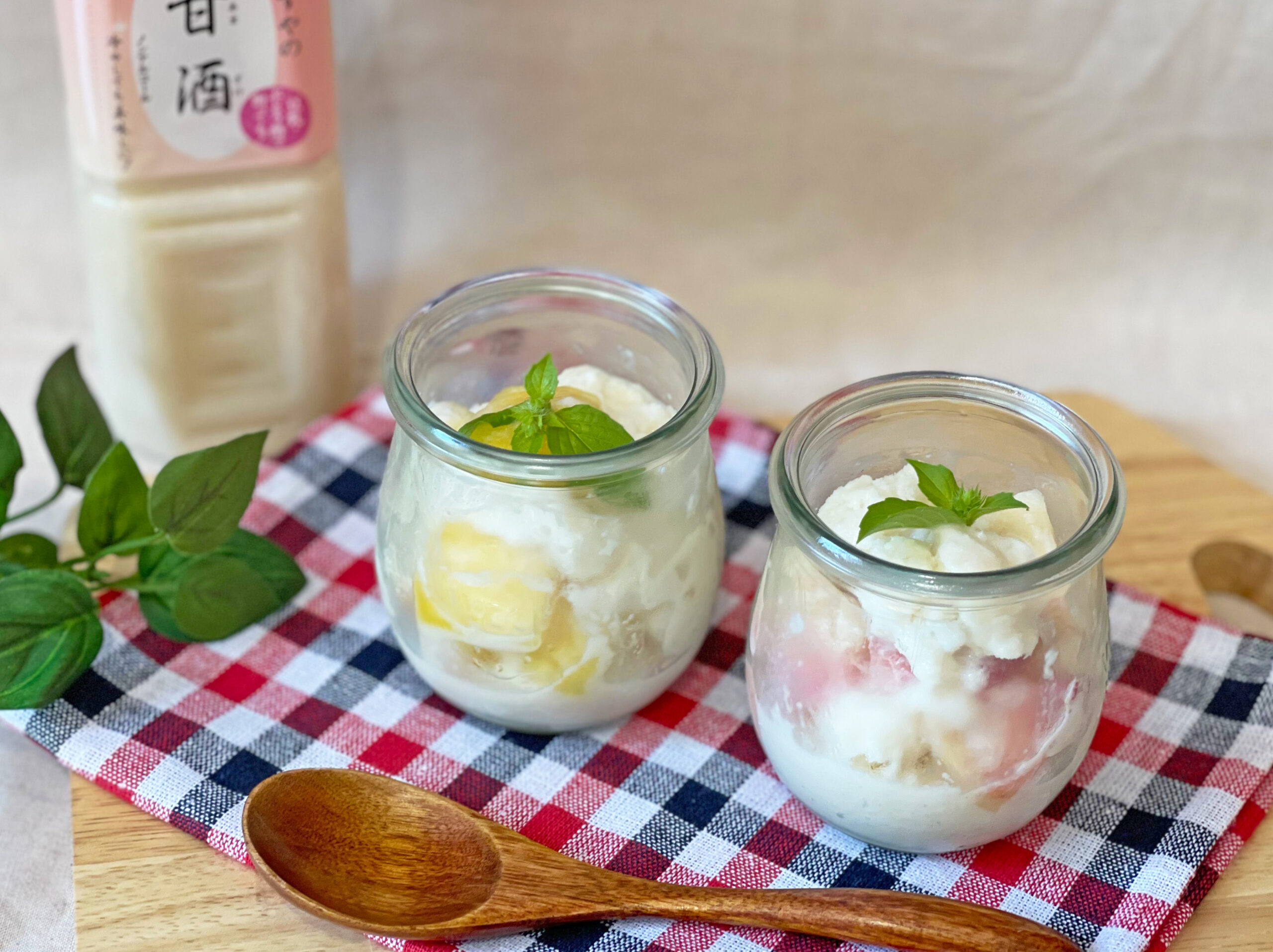 材料２つ　甘酒シャーベット